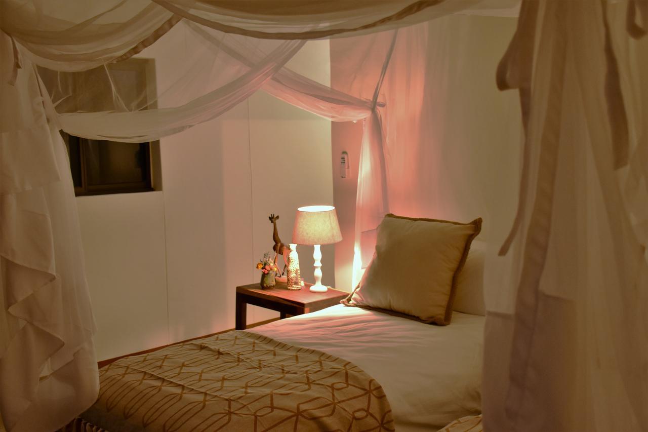 Cheetah View Lodge Otjiwarongo Bagian luar foto